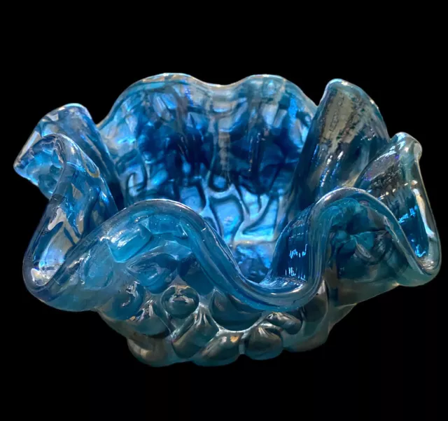 Vintage Large Italian Murano Sommerso Art Glass Sculpted Centerpiece Bowl 9.5”