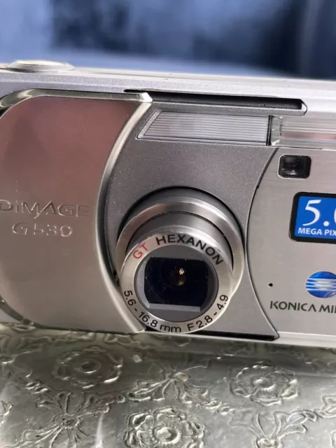 Konica Minolta Dimage G530 5,0 MP Digital Kamera Silber Vintage