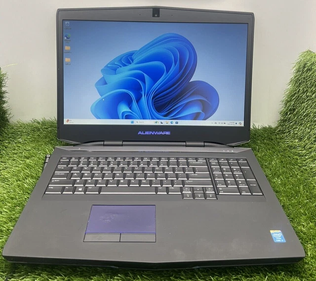 ALIENWARE 17 17.3&HD+ i74700MQ2.40Ghz 24GB RAM 256GB SSD 1TB HDD