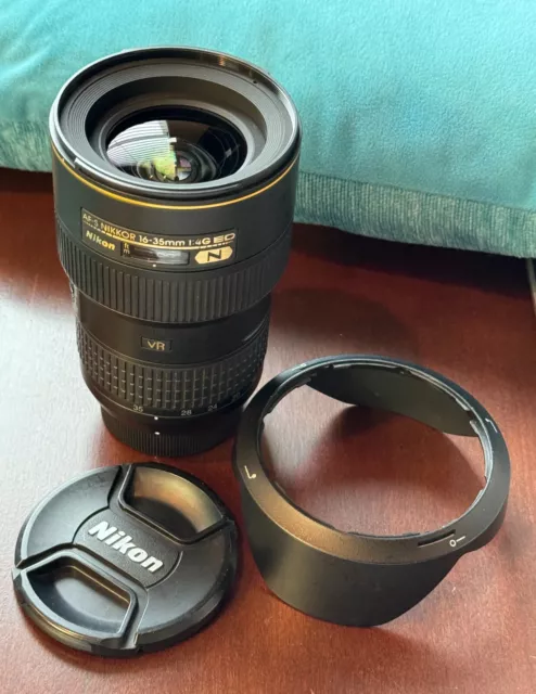 Nikon 16-35mm F/4G AF-S NIKKOR ED (VR-II) Vibration Reduction Zoom Lens
