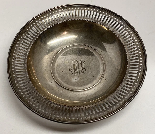 Sterling Silver A9615 Monogrammed Wedding Serving Plate Footed Bowl  (358 Grams)