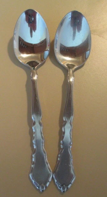 2 Oneida Satinique Community Stainless Steel 6" Teaspoons