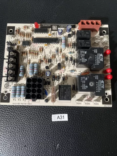 Honeywell LENNOX 47582-001 Furnace Control Circuit Board 1012-967