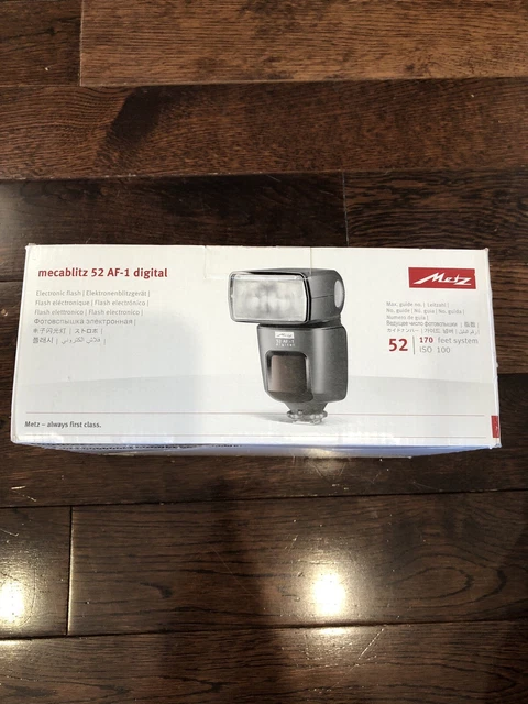 Nikon Flash- Metz Mecablitz 52 AF-1 Digital Electronic Flash 2