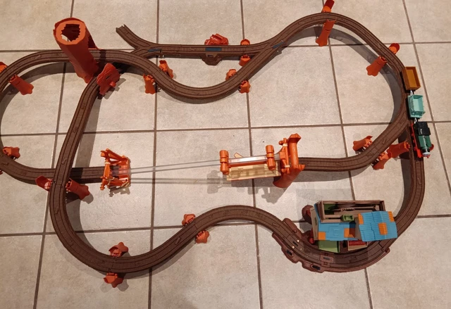 Thomas & Friends Trackmaster Zip Zoom Logging Adventure Train Set