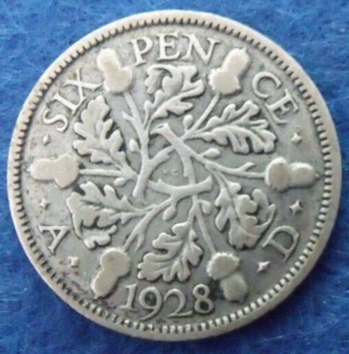 1928 GEORGE V SILVER SIXPENCE  ( 50% Silver )  British 6d Coin.   294