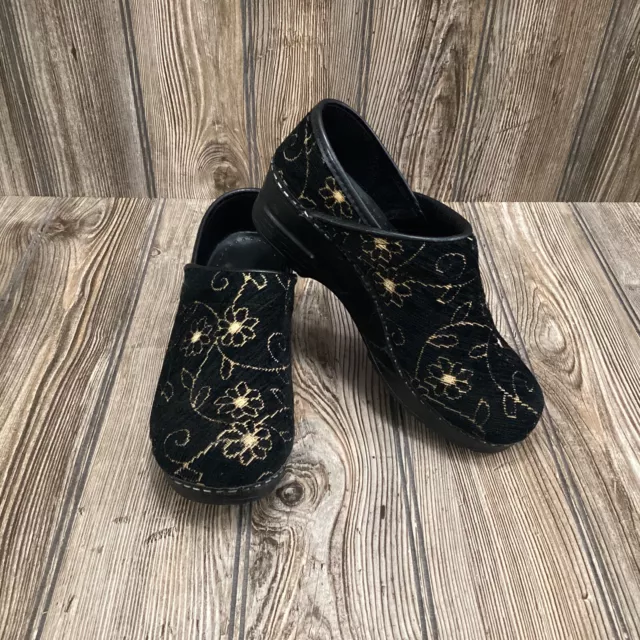 Vegan professional deals clogs