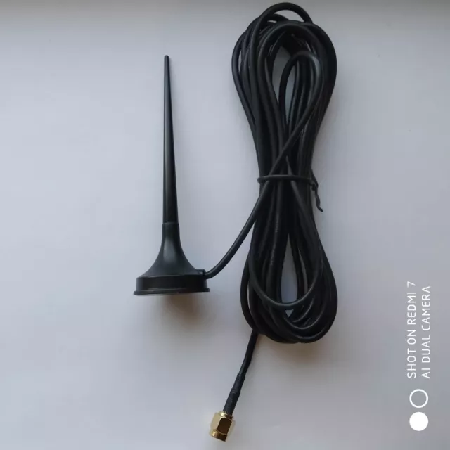 Antenna GSM con base magnetica e adesiva cavo mt 3 connettore SMA maschio