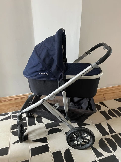 UppaBaby Vista stroller and carrycot travel system. colour Navy Blue. 2015 model