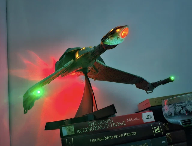 star trek illuminated model KLINGON BIRD OF PREY - Diamond Select RARE