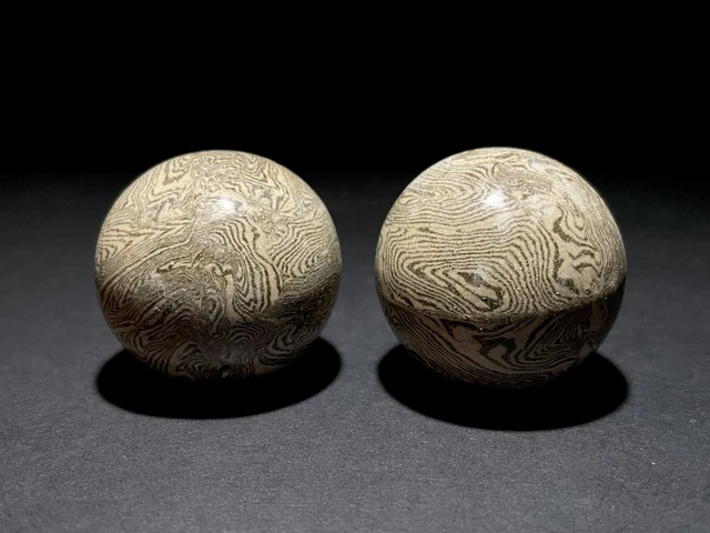 Chinese Porcelain Ball Twisted Colored Body Tang dynasty A.D. 618-907