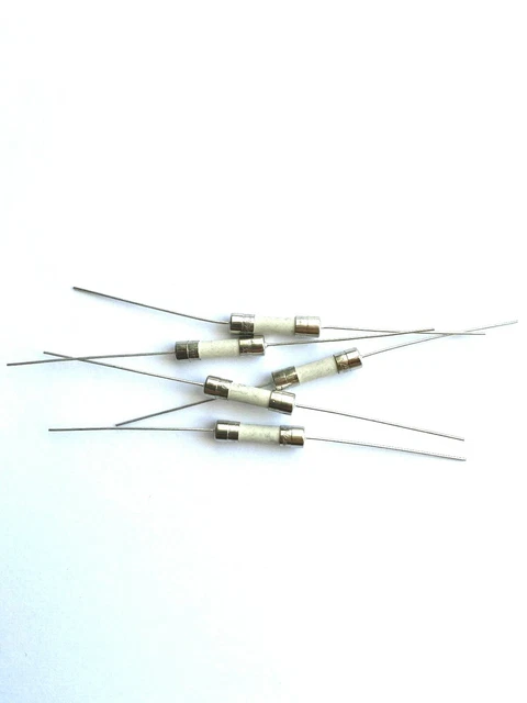 5x Fusibles ceramique T3.15A - 250v 5x20mm a souder  temporisé 3,15A