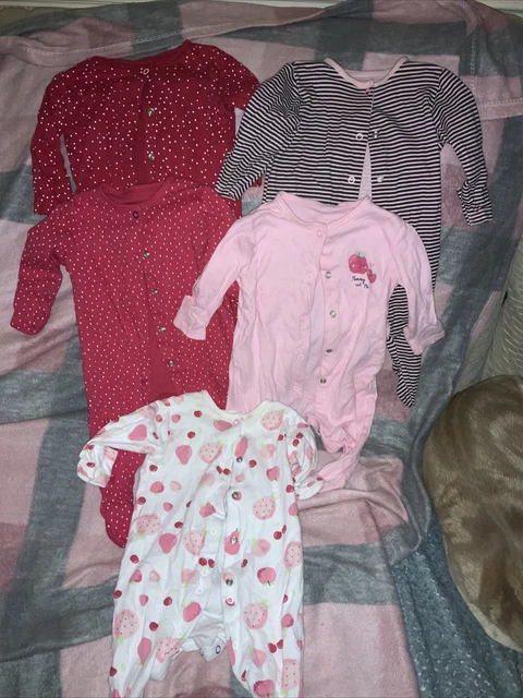 Piccolo Pacchetto 5 Babygrows / Tute Rosa / Rosso / Età 0 / 3 Mesi
