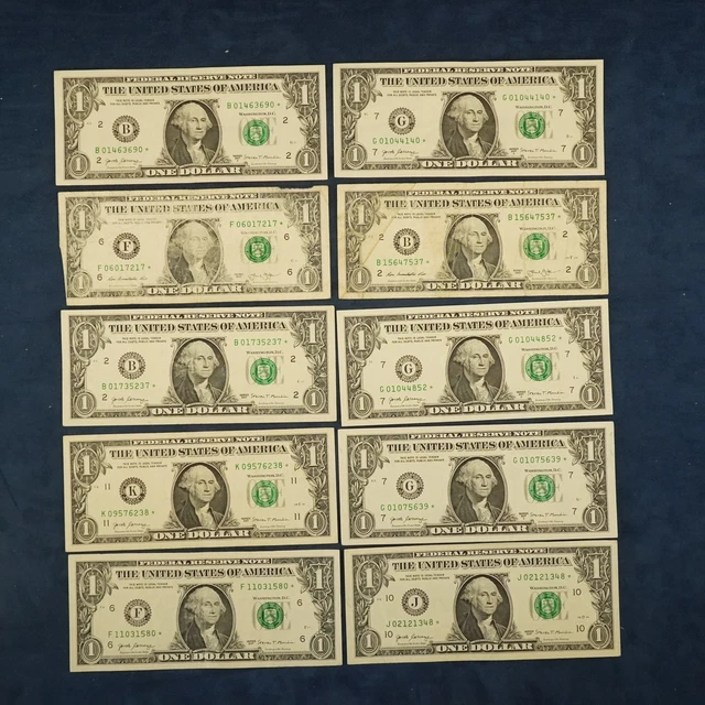 Lot of 10 $1 Federal Reserve Star Notes - Free Shipping USA