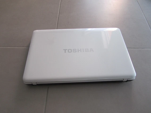 Ordinateur Portable Toshiba Satellite L655D - Pour Pièces / Ne Fonctionne Pas (pas D'image)