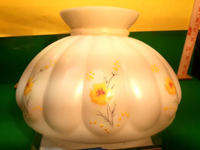 ONE 10" Antique OIL LAMP GWTW  MELLON STYLE  Floral Daisy Aladdin Shade 8-14