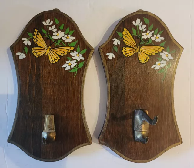 Vintage Pair Wooden Wall Plaques Decor Butterfly Floral 10" Long Brass Hooks