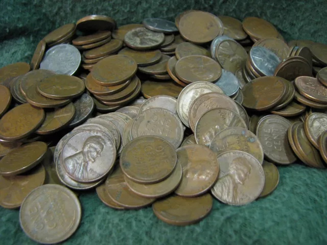 Group of 500 Lincoln Wheat Pennies MIXED DATES  1909-1958  UNSEARCHED Bag of 500