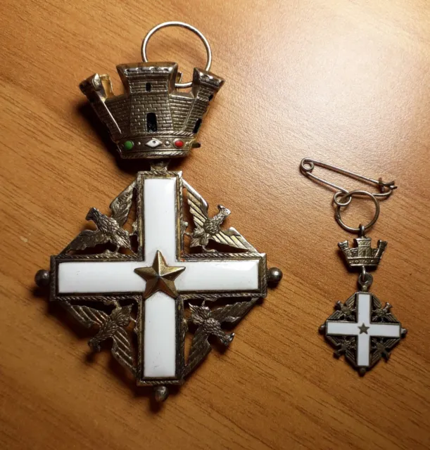 Croce Da Cavaliere Al Merito Della Repubblica Italiana+Mignon, Argento Dorato