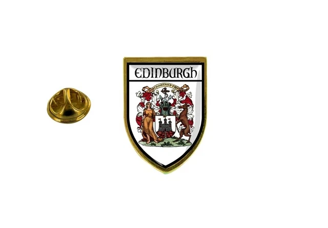 Pin's De Saint-Pétersbourg Russie - Drapeau Et Blason - Neuf