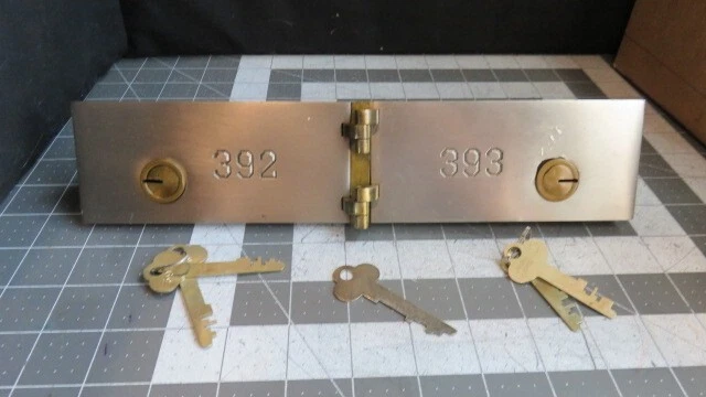 Antique L.L. Bates 1886 Safety Deposit Box Door  4 Op & 1 Guard Key #392 & #393