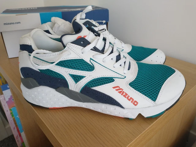 MIZUNO MONDO CONTROL OG NWB UK 6 US 7 EUR 39 BRA 38 JPN 25.0