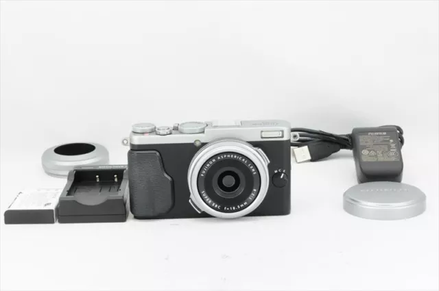 Fujifilm X70 16.3MP Compact Digital Camera Near Mint From Japan #2534M