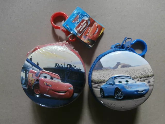 Disney / Pixar : Lot  2 Boites A Bonbons Rondes En Metal Film D'animation "Cars"