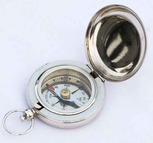 Boussole de poche militaire britannique antique en laiton