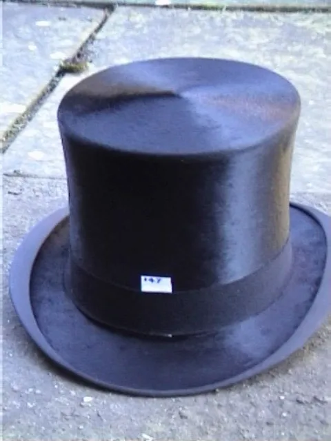 147 - Cappello top di seta nera Meldrum's Aberdeen taglia 67⁄8