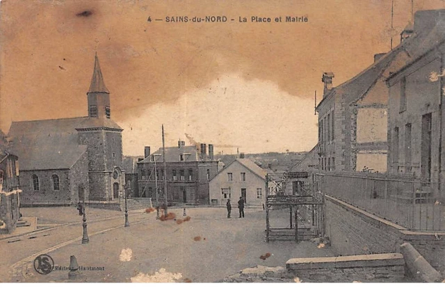 59 - SAINS DU NORD - SAN37605 - La place et Mairie - En l'état