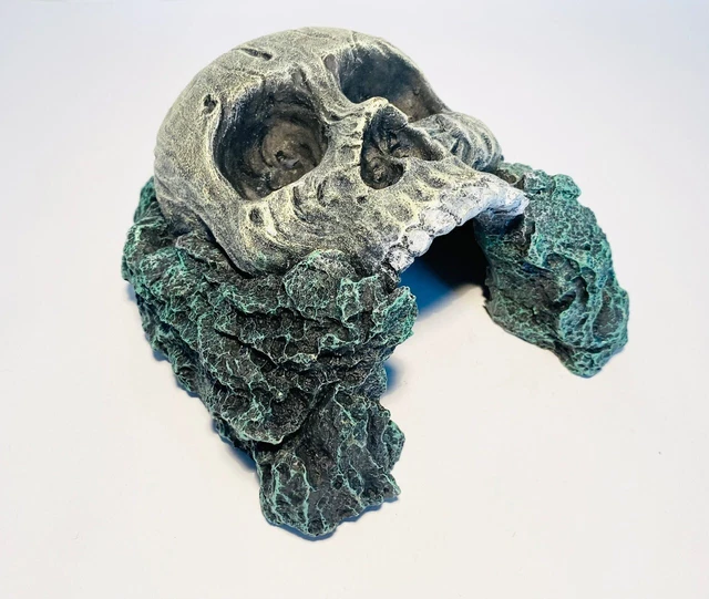 Hollow Eyes Grey Skull Face Cave Aquarium Ornament Fish Tank Hideaway Decor SK12