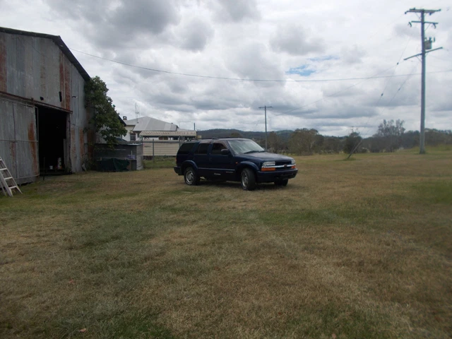 Chevy Blazer 2000 Model 4Wd V6 4 Spd Auto Very Good Condition $7500 O.n.o