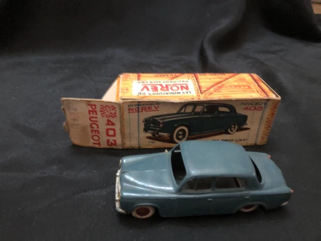 Miniature NOREV 93 – Peugeot 404 Avec Caravane Panoramic 14 – Bleu Pâle – Boîte D’origine