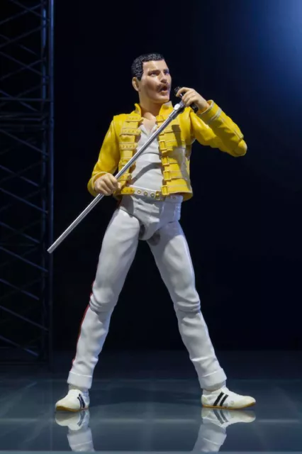 S.H. Figuarts Freddie Mercury (Live at wembley stadium) Bandai Spirits New-