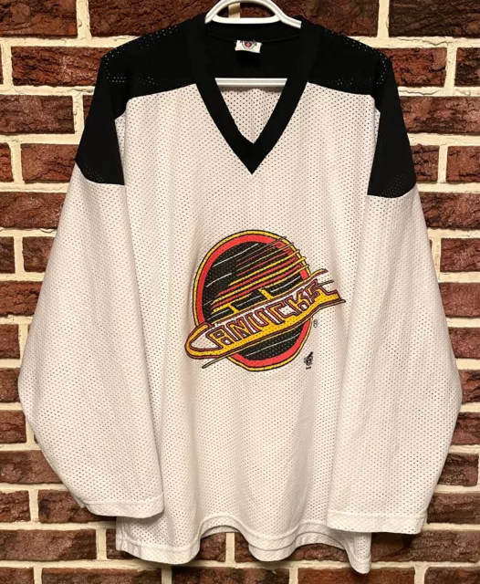 2000 Daniel Sedin Vancouver Canucks CCM NHL Jersey Size XL – Rare VNTG