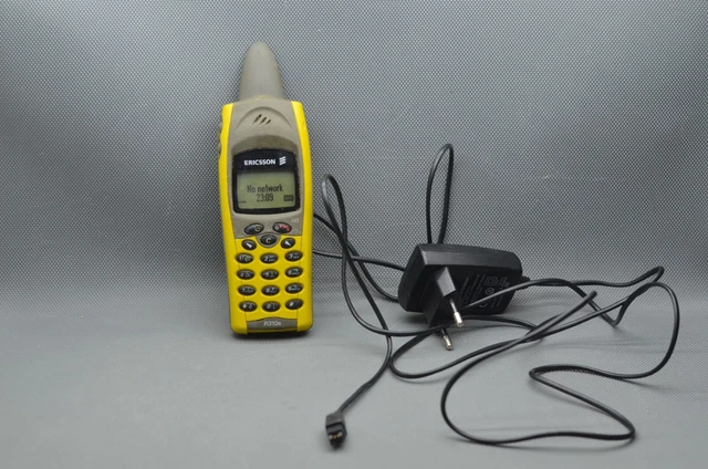 Ericsson R310s Vintage Outdoor GSM 2G Shark Handy - RARE COLLECTION jahr 2000