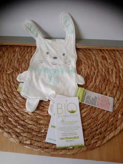 Doudou plat lapin blanc bleu pois collection bio Vertbaudet + cadeau