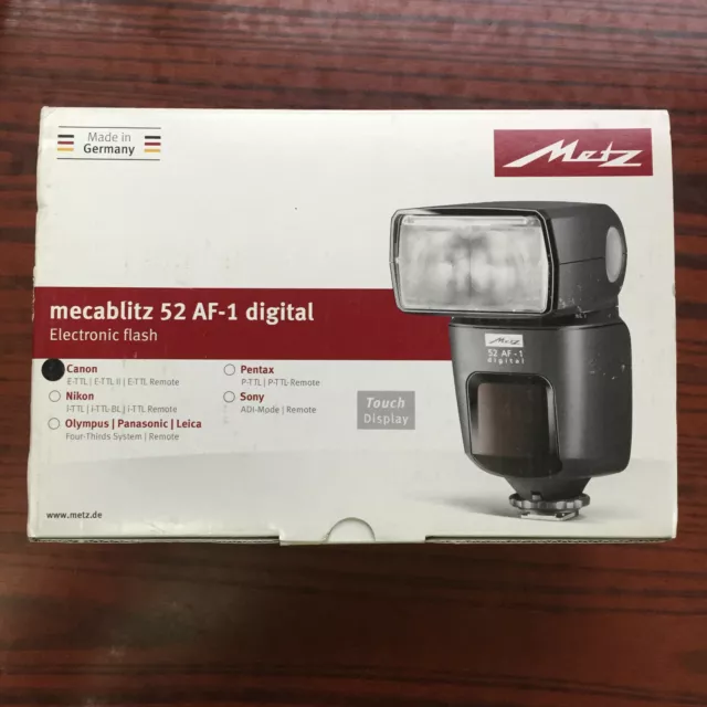 METZ mecablitz 52 AF-1 Digital Shoe Mount Flash for Canon