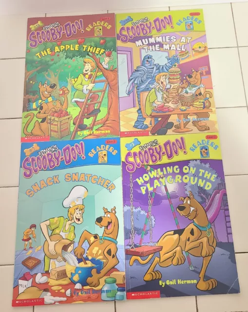 Scooby Doo! LOT OF 4 Level 2 Readers #3,7,11,13