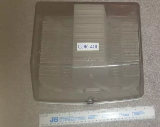 Vintage CD Case Holds 40 FastUKPost CDR-40L
