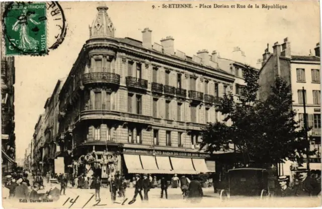 CPA St-ÉTIENNE-Place Dorian et Rue de la République (263255)