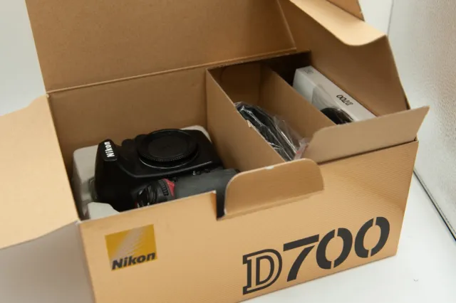 Nikon D700 12.1 MP Digital SLR Camera - Black (Body Only) 86K Shutter Count