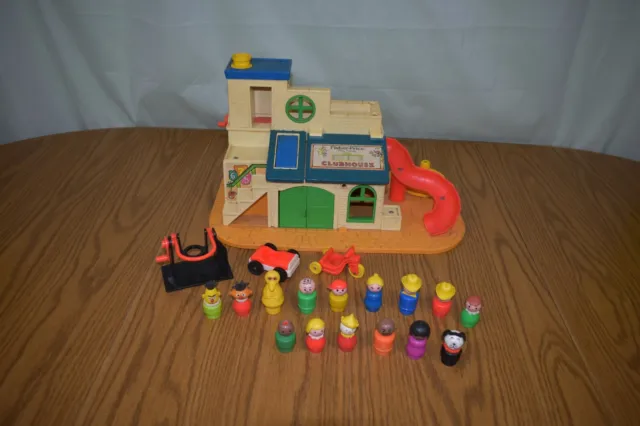 Vintage Fisher Price Little People Sesame Street Clubhouse #937 Incomplete