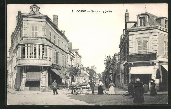 CPA Cosne, Rue du 14 Juillet