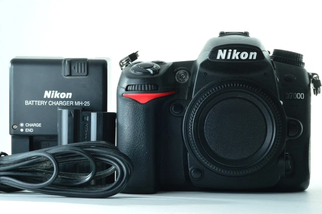 Nikon D7000 DSLR (Body Only) (OLD MODEL)