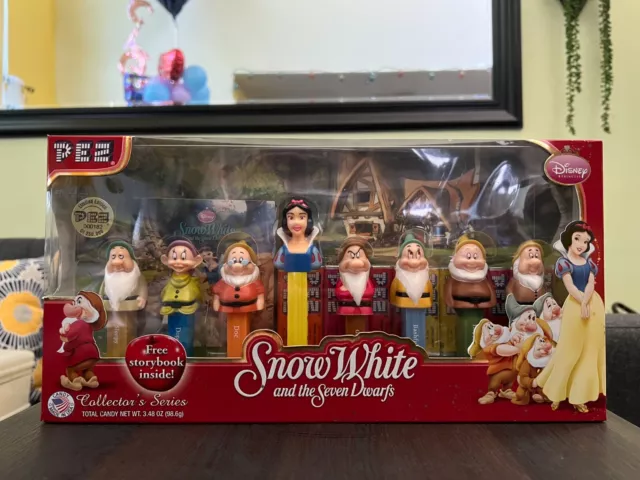 PEZ-Snow White And The Seven Dwarfs Pez® Limited Edition Collector's Set-New!