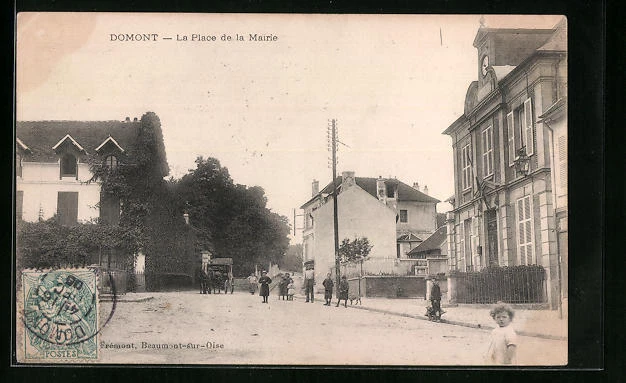 CPA Domont, La Place de la Mairie 1905