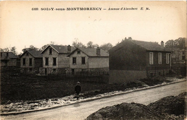 CPA SOISY-sous-MONTMORENCY - Avenue d'Alembert (380623)