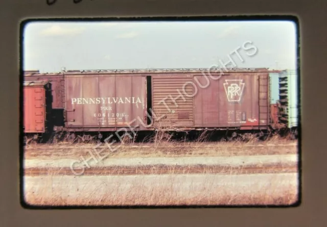 Original '76 Ektachrome Slide PRR Pennsylvania 606120 Boxcar, Linker      30O40